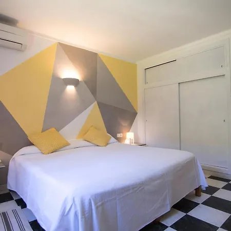 Preciosa Y Tranquila En El Campo, 6 Personas Con Wifi Incluido A 3 Km De *