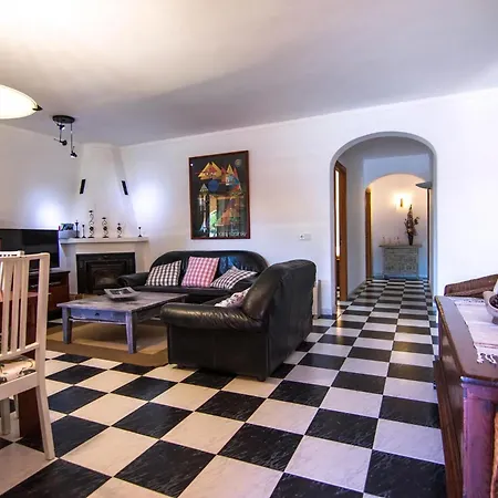 Preciosa Y Tranquila En El Campo, 6 Personas Con Wifi Incluido A 3 Km De