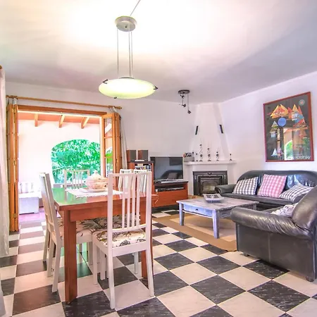 Preciosa Y Tranquila En El Campo, 6 Personas Con Wifi Incluido A 3 Km De Сasa de vacaciones *