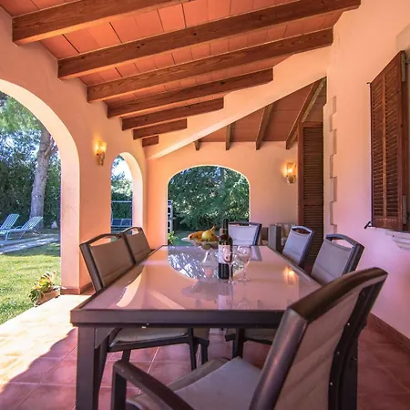 Mit Garten, Grill Und Terrasse Holiday home Pollenca