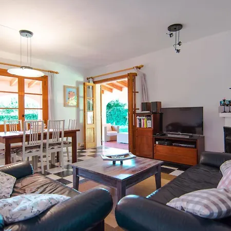 Holiday home Mit Garten, Grill Und Terrasse *