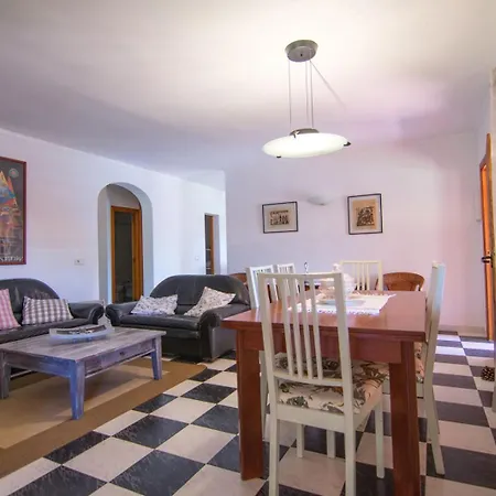 Mit Garten, Grill Und Terrasse Holiday home Pollenca